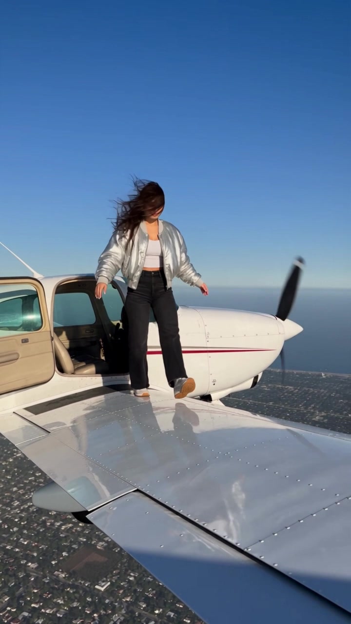 wing walking video airplane frame